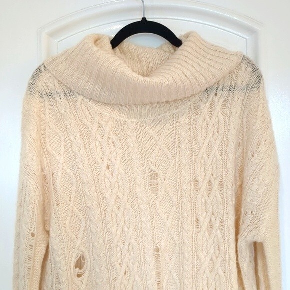 Free People White Sweater SM Grunchy Slouchy Distressed Wool Alpaca Soft - Picture 9 of 13